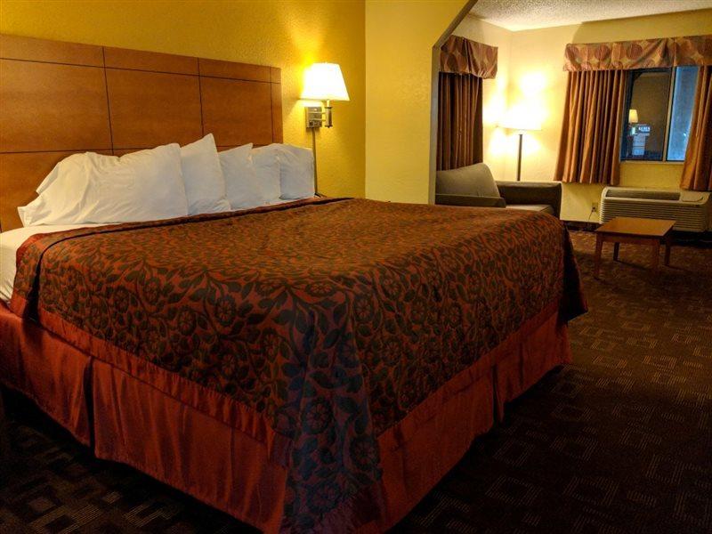 Super 8 By Wyndham Nashville Near Downtown / I-40 Exterior foto